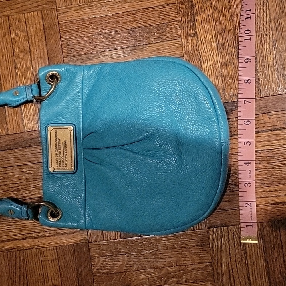 Marc Jacob's small purse - Picture 5 of 5